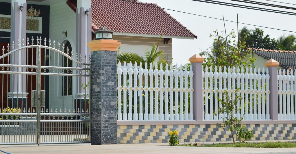 Thiết kế hàng rào ngôi nhà cần chú ý kích thước như thế nào?